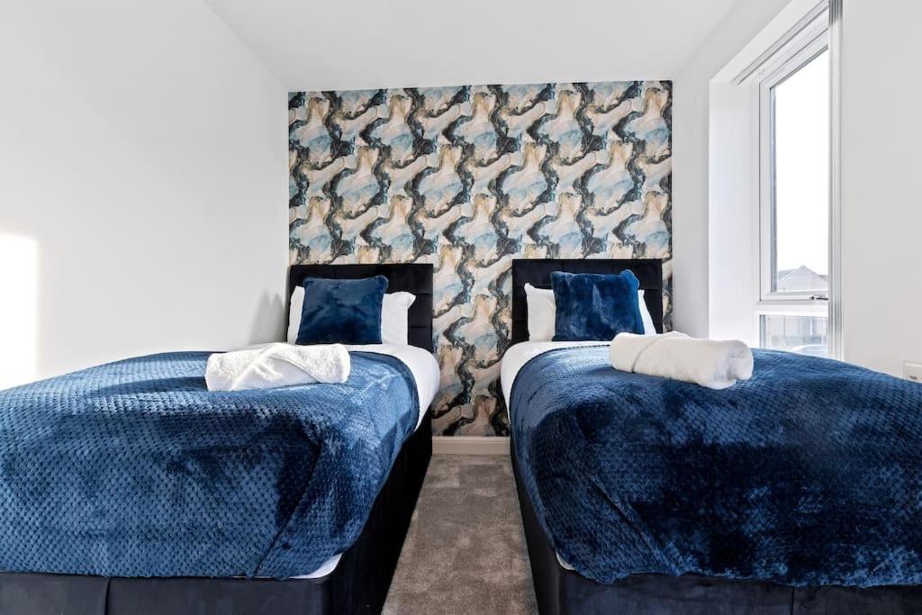 Luxury Birmingham City Centre Townhouse With Free Parking - Sleeps 4 - Perfect For Contractors, Business Travellers, Families And Other Groups - Near Bullring, Newstreet, Selfridges, Nec, Nia & Birmingham Airport Exterior foto