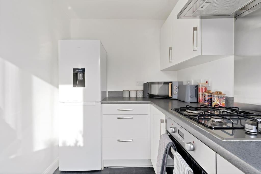 Luxury Birmingham City Centre Townhouse With Free Parking - Sleeps 4 - Perfect For Contractors, Business Travellers, Families And Other Groups - Near Bullring, Newstreet, Selfridges, Nec, Nia & Birmingham Airport Exterior foto
