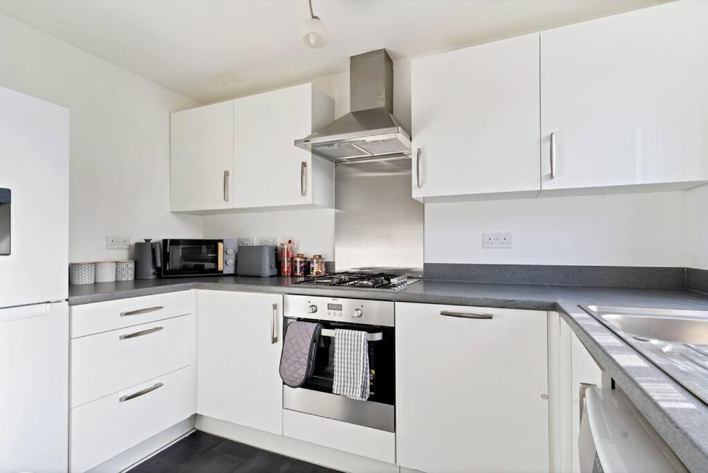 Luxury Birmingham City Centre Townhouse With Free Parking - Sleeps 4 - Perfect For Contractors, Business Travellers, Families And Other Groups - Near Bullring, Newstreet, Selfridges, Nec, Nia & Birmingham Airport Exterior foto
