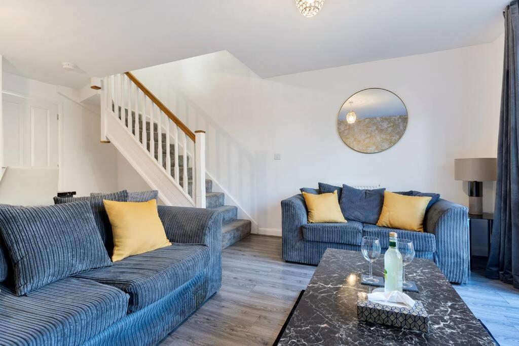 Luxury Birmingham City Centre Townhouse With Free Parking - Sleeps 4 - Perfect For Contractors, Business Travellers, Families And Other Groups - Near Bullring, Newstreet, Selfridges, Nec, Nia & Birmingham Airport Exterior foto